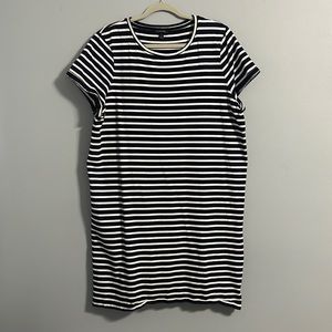 Banana Republic Dress 🍌